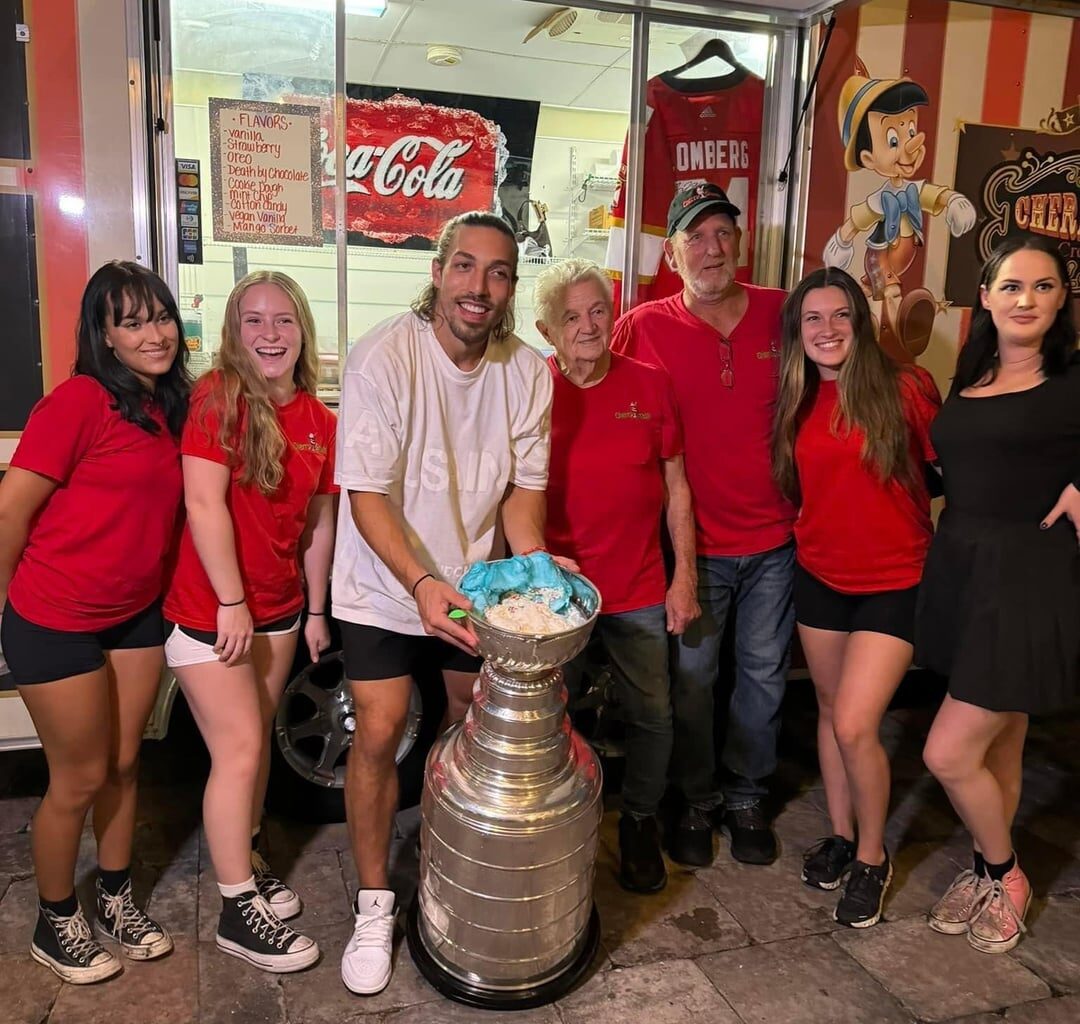 Flames forward Ryan Lomberg has his day with the Cup, bids a cheerful farewell to the Sunshine State with a delicious sundae 🏆🍨 [📸: Carey Anne]
