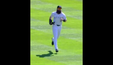Charlie Blackmon takes the field for the last time 💜
