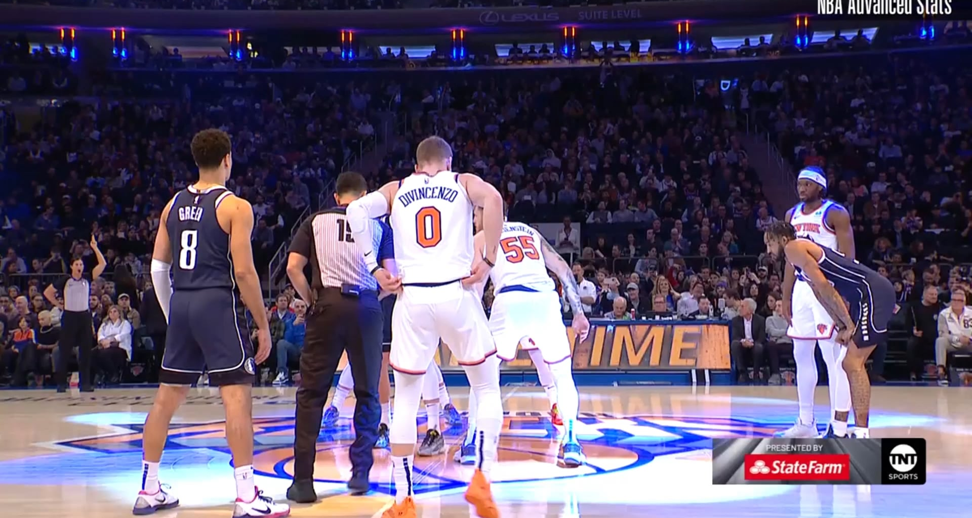 One Luka game everyday until the season starts (Day 6/52): Headband Luka giving the Knicks 39/8/11 in the last game before the trade deadline