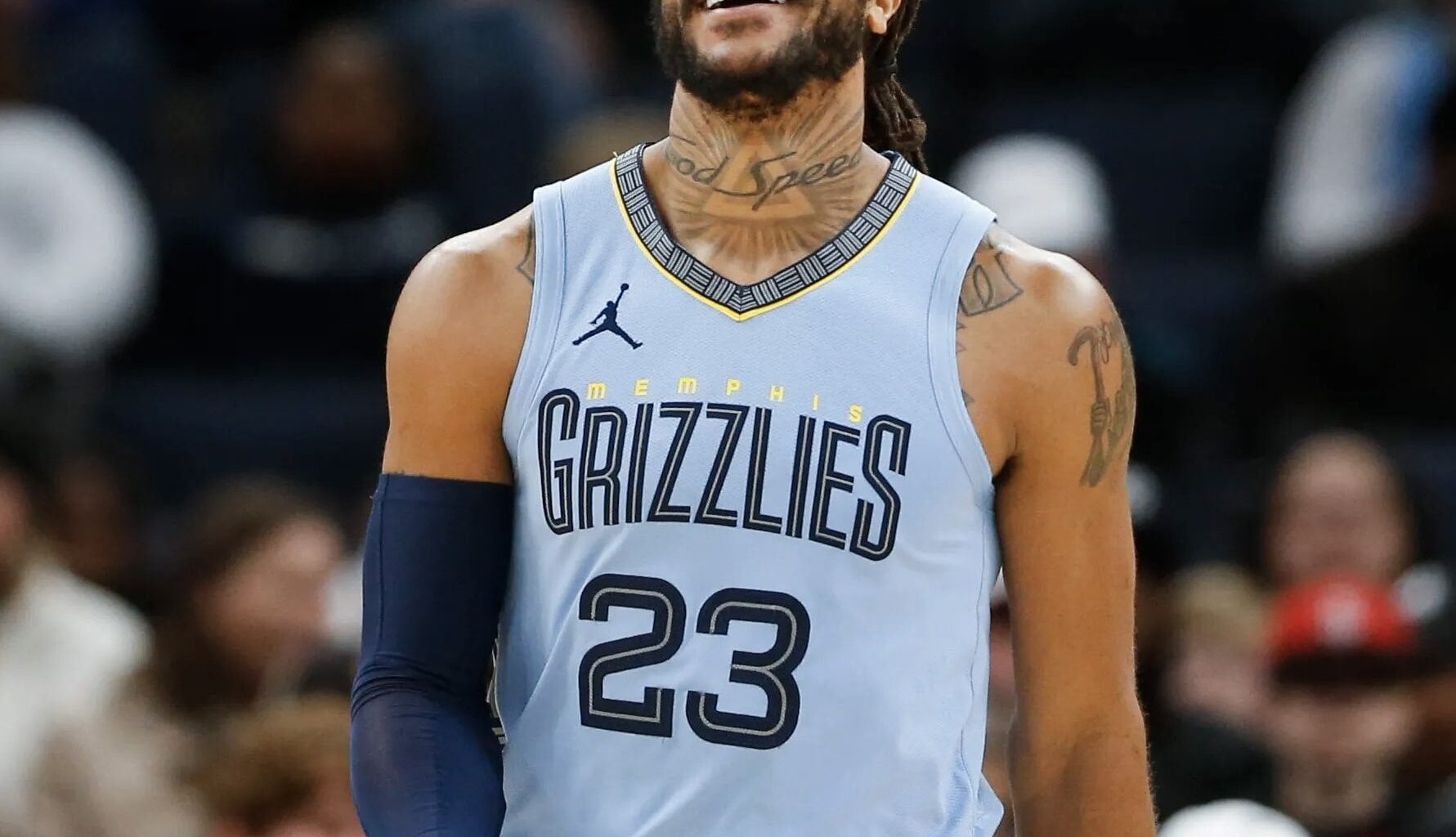 [Charania] Just In: The Memphis Grizzlies are waiving former NBA MVP Derrick Rose, sources tell @TheAthletic .