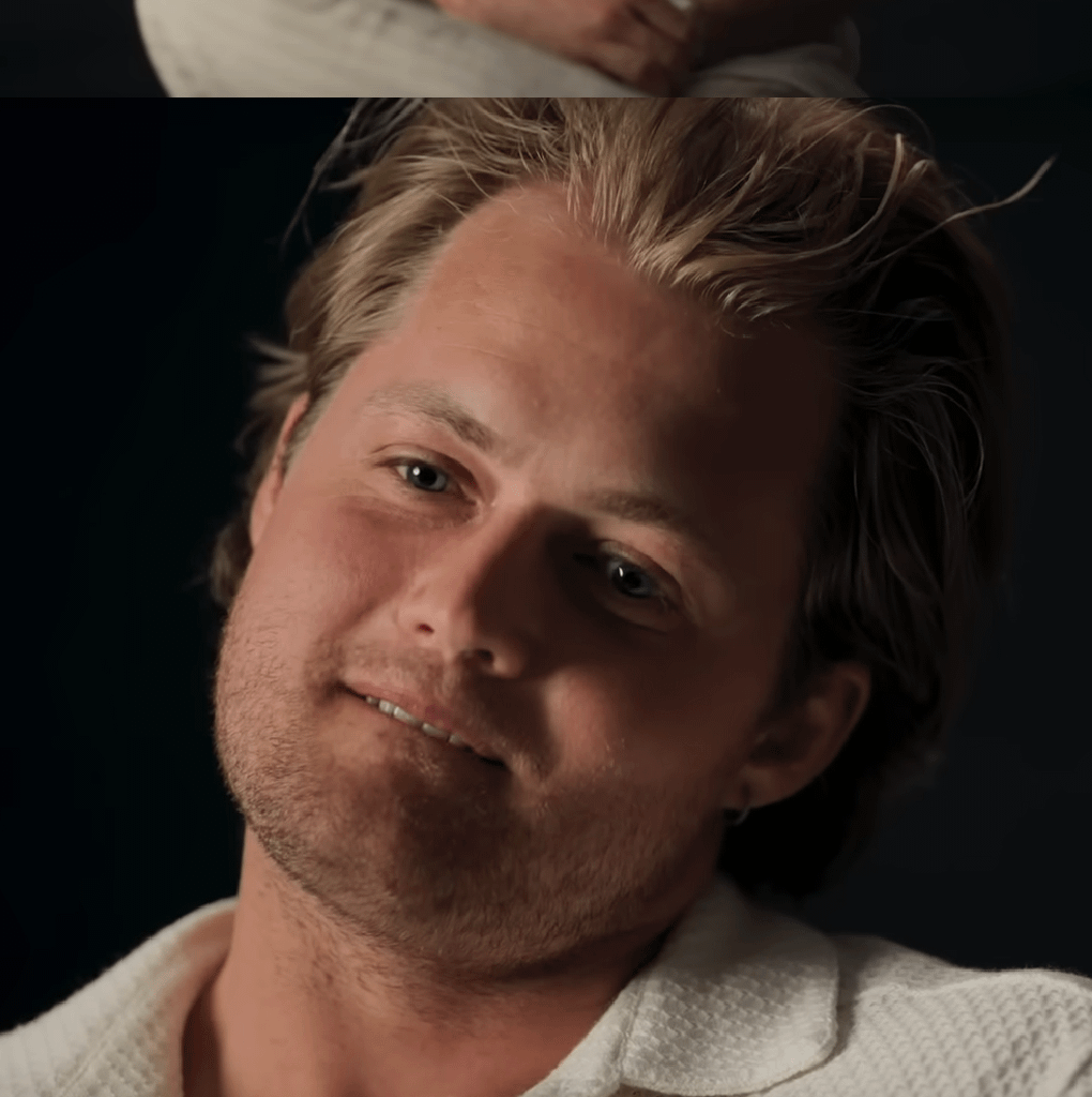 (from the Amazon trailer)