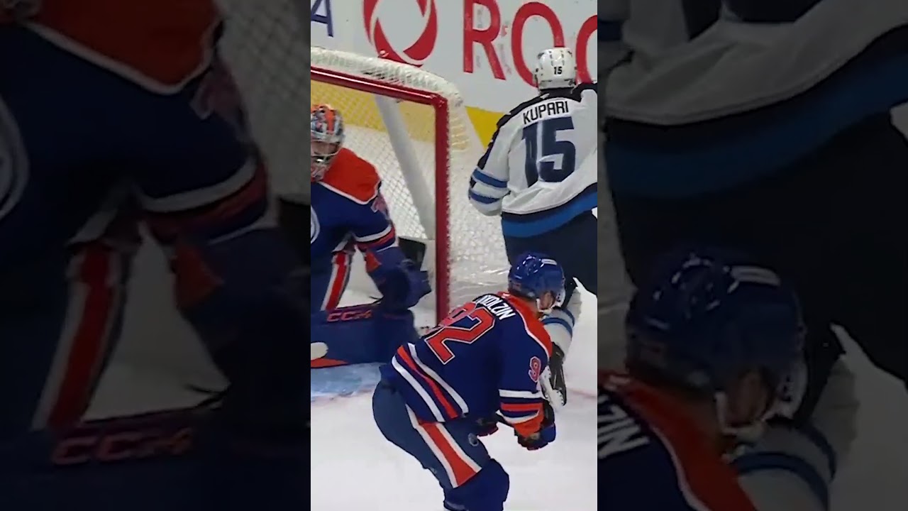 Jets are flying high with 2 in 20 seconds! ✈️🚨