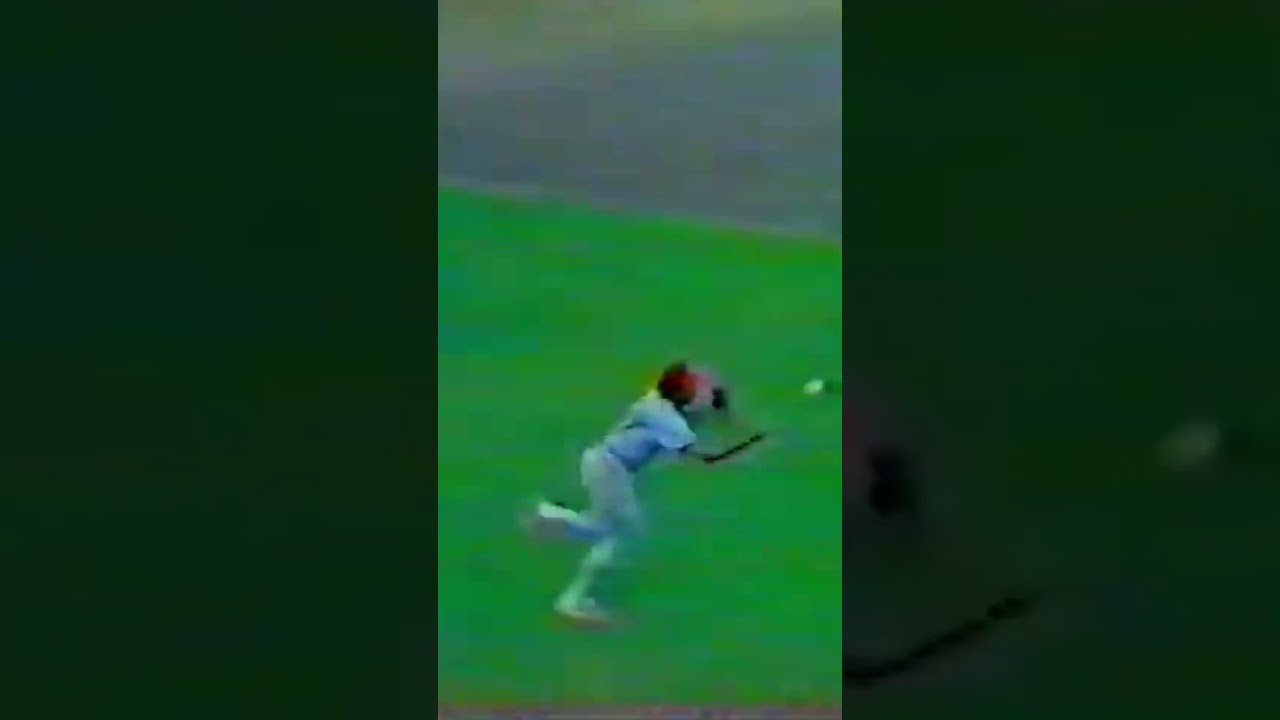 Joaquín Andújar Bobbles A Wally Backman Bunt