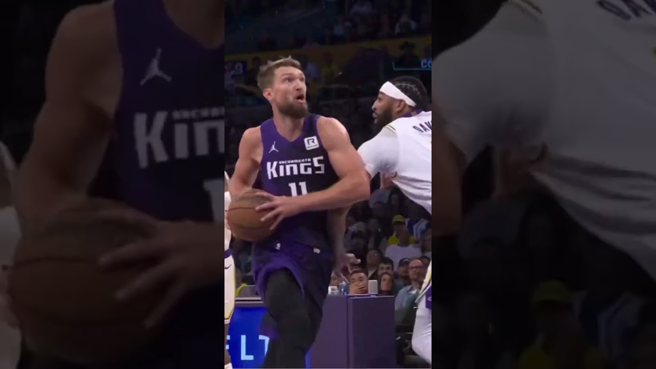 Domantas Sabonis Highlight Dunk on Anthony Davis !!! #Subscribe #sacramentokings #nba #kings