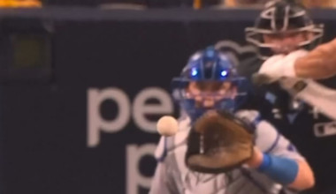 Anyone else notice even the ump was in awe of Tatis HR?