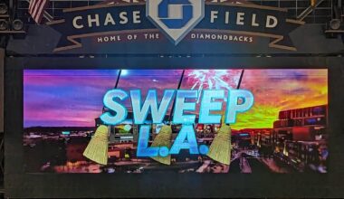 On this day last year, the Diamondbacks became the first team in postseason history to his 4 home runs in one inning.