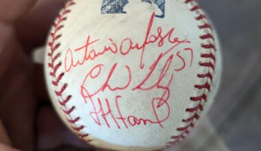 '02 Cubs autographs? Alfonseca, Girardi, and two others?
