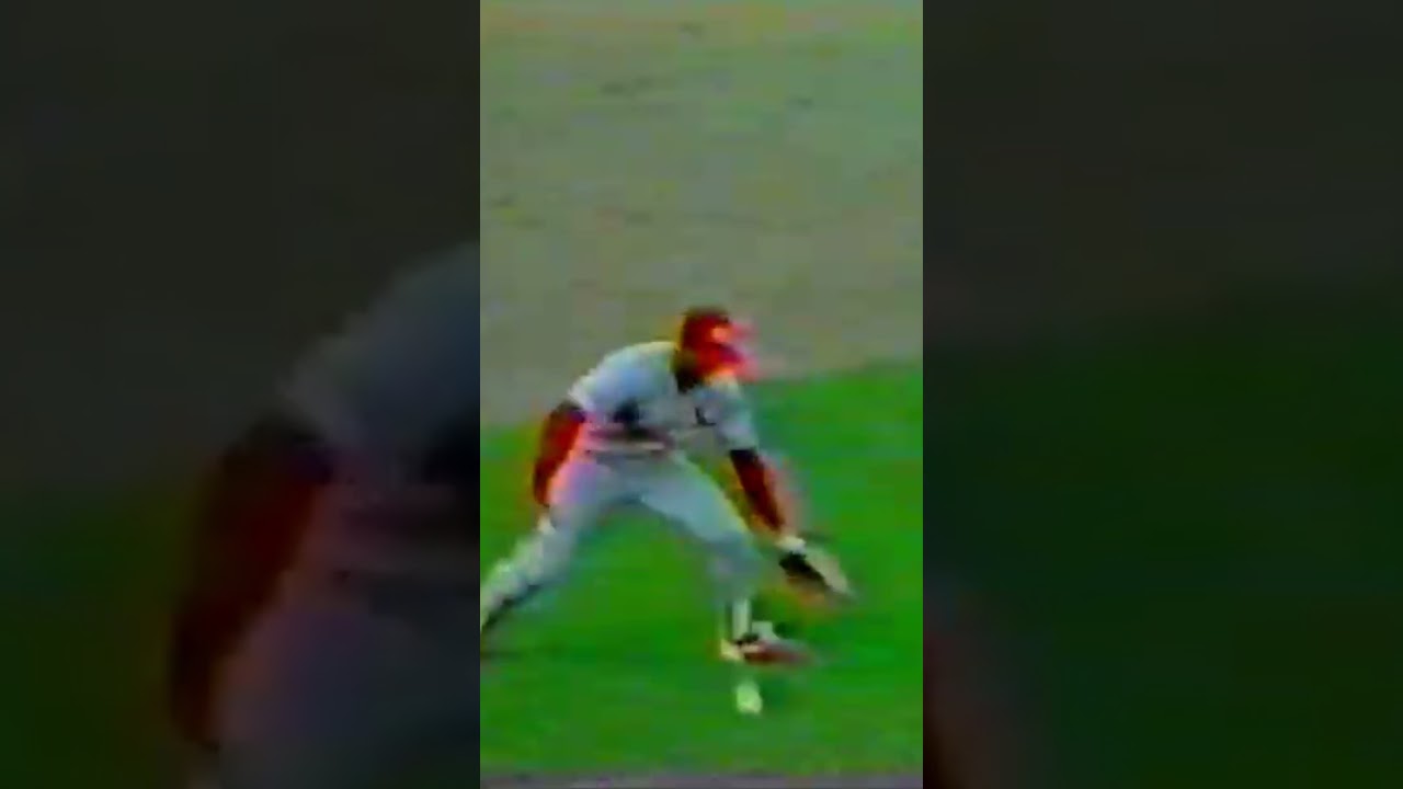 Terry Pendleton Makes An Easy Play Look Hard