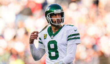 Sources - Jets owner proposed benching Aaron Rodgers on Sept. 30