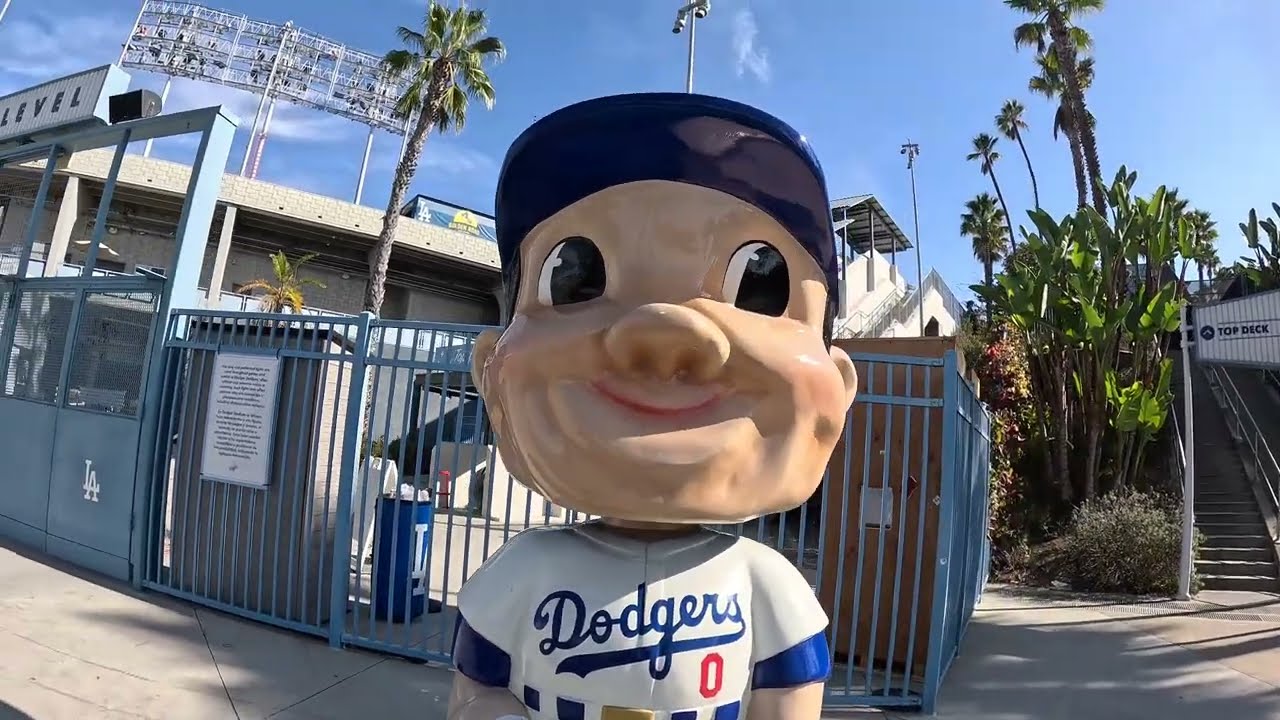 11/19/2024: Dodger Stadium - Dodgers Team Store