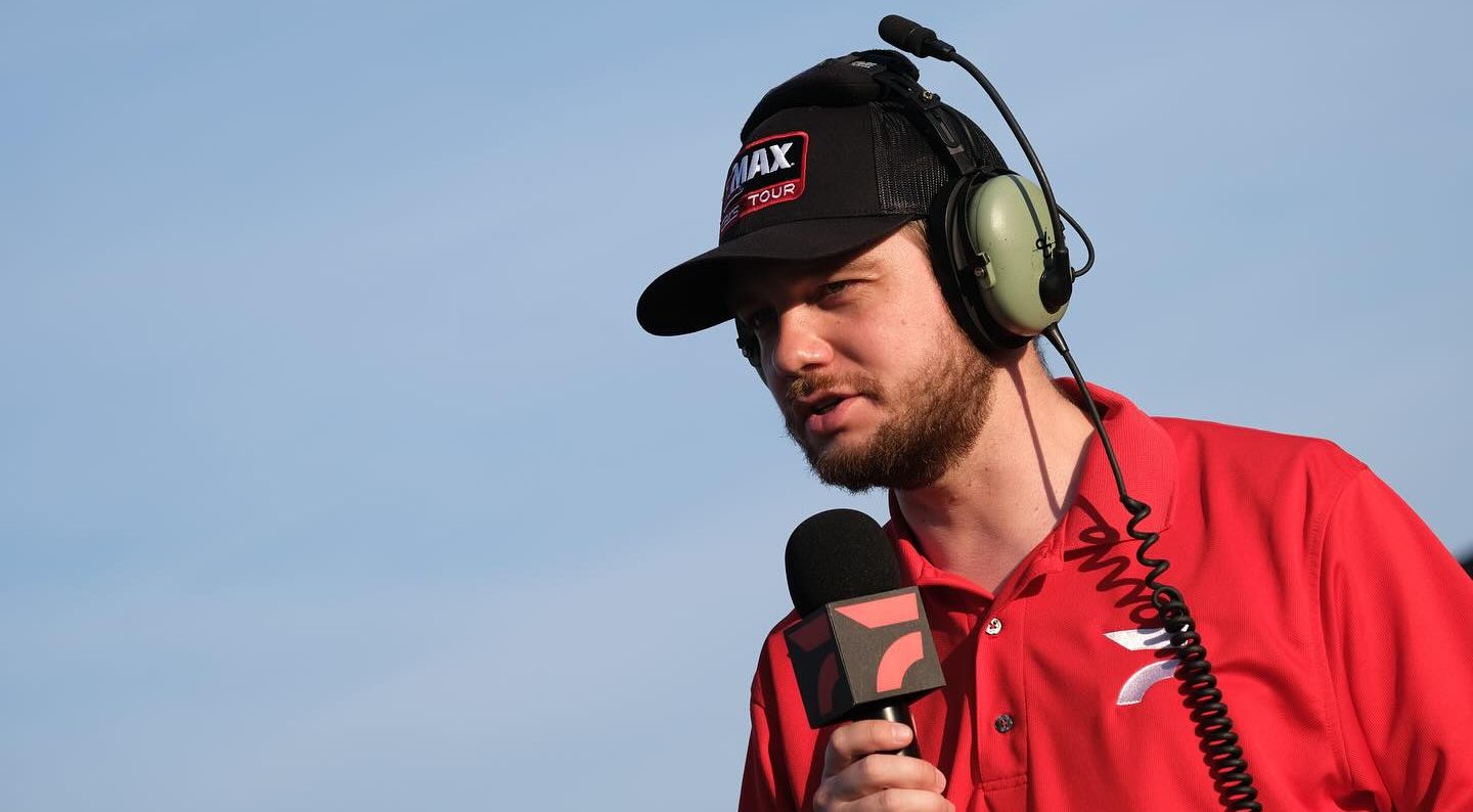 Pit reporter James Pike called race after tech collapse