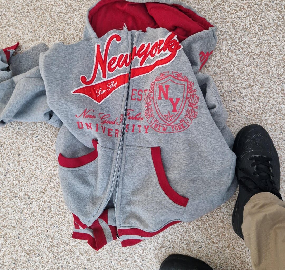 Looking for a similar hoodie or one with a zipper