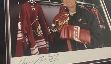 One more add to the Yotes collection. This guy was pretty good at Hockey from what I understand.