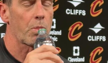 Coach breaks down defensive principals of closing out vs modern 3pt volume [fantastic analysis by KA]