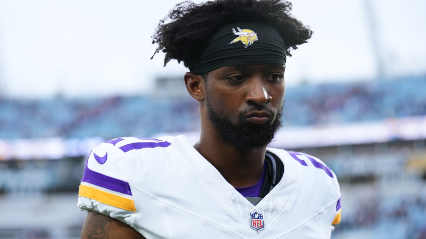 Vikings will waive CB Akayleb Evans