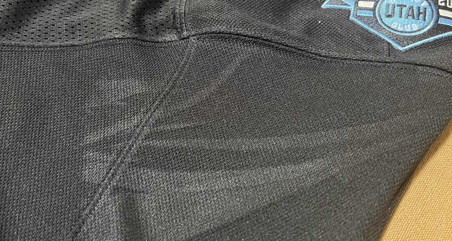 Weird mark on Fanatics jersey?