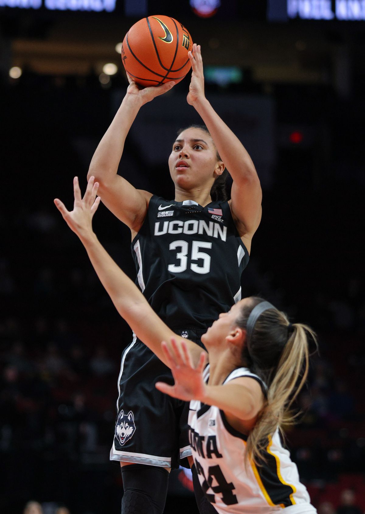 Phil Knight Legacy Tournament - Women’s Championship: Iowa v UCONN