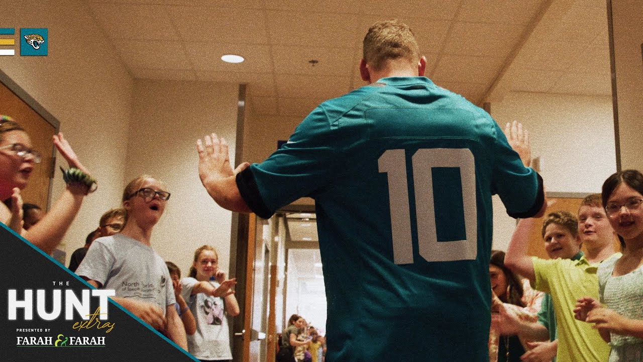 Jaguar Day: Mac Jones Visits North Florida School of Special Education | Jacksonville Jaguars