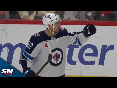 Jets' Nino Niederreiter Finds Top Shelf With Slick Backhand vs. Blackhawks