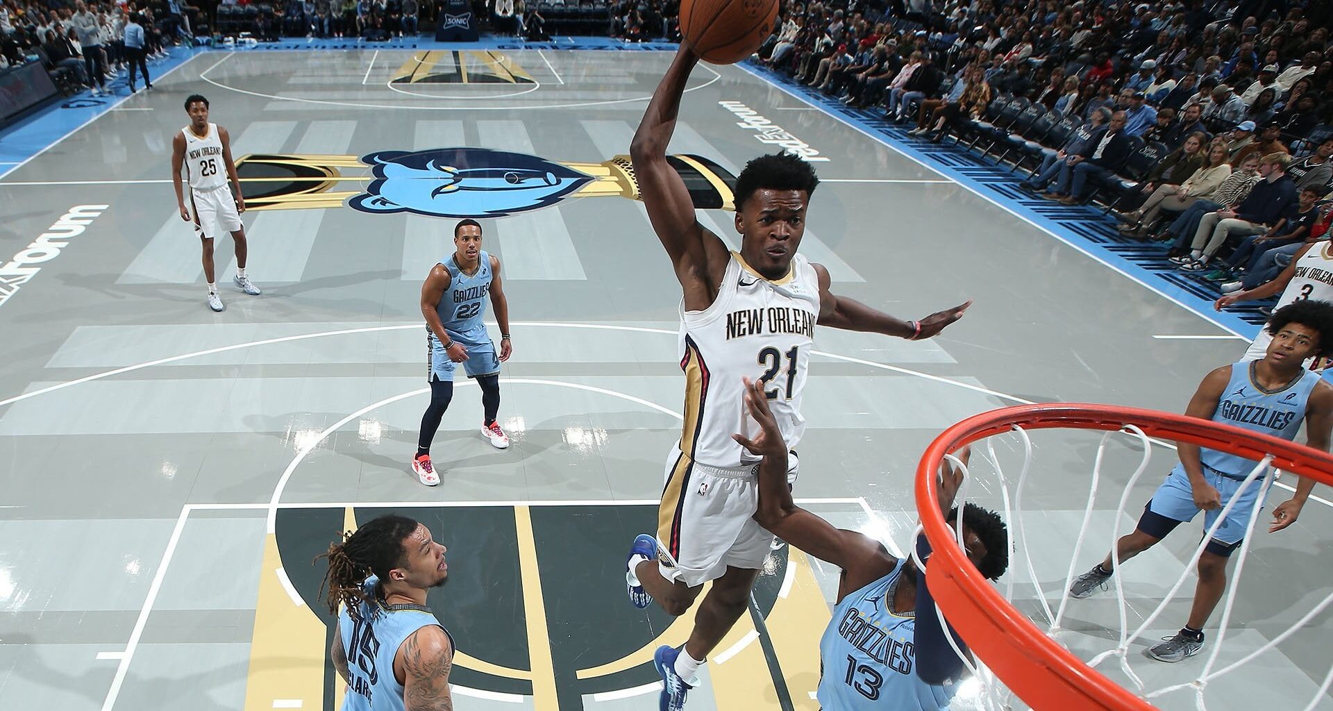 Yves Missi breaks into the #4 spot on the NBA Rookie Ladder.