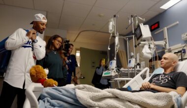 Mookie Betts and wife Brianna surprise patients Ronald Reagan UCLA Medical Center with Dodgers gifts