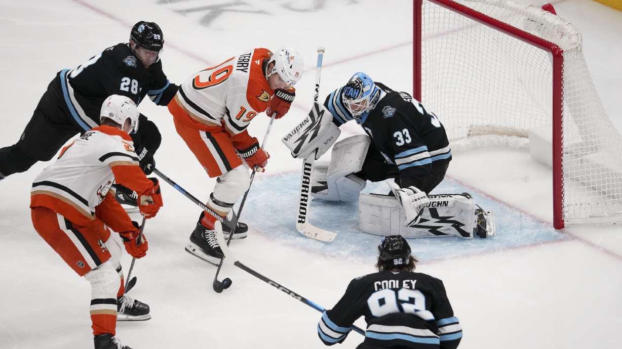 Cooley benched late as Utah HC coughs up 3-goal lead in shootout-loss to Anaheim