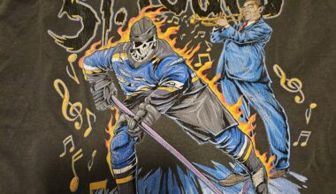 Since we're all sharing Blues related Christmas stuff, got this sweet shirt from Dead Threads