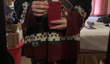 I just got my first jersey!!! (I hope Alex Meruelo car bursts into flames)