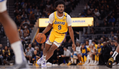 Bronny James in his first road game in the G League: 30 PTS 3 REBS 2 ASTS 1 STL 1 BLK on 13-23 FG 3-9 3PT 1-2 FT in 25 minutes