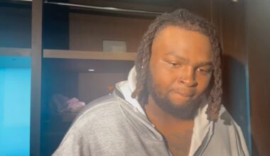 [Mia]I asked RT Anton Harrison to evaluate the run game that looked very effective in first half vs #Jets… and if it carried over

“Yeah… with the runs that were called.”