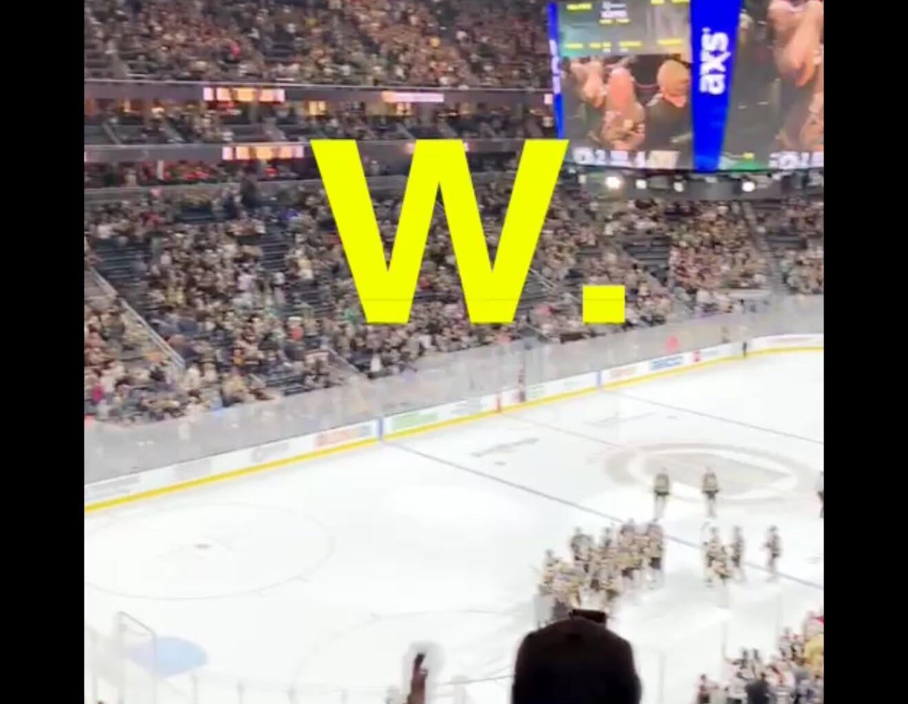 I don’t usually like Snapchat reminders, but this one is pretty cool.