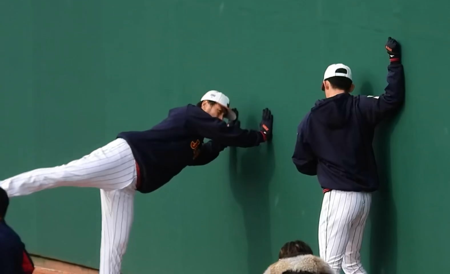 Darvish doing his best on recruiting Sasaki