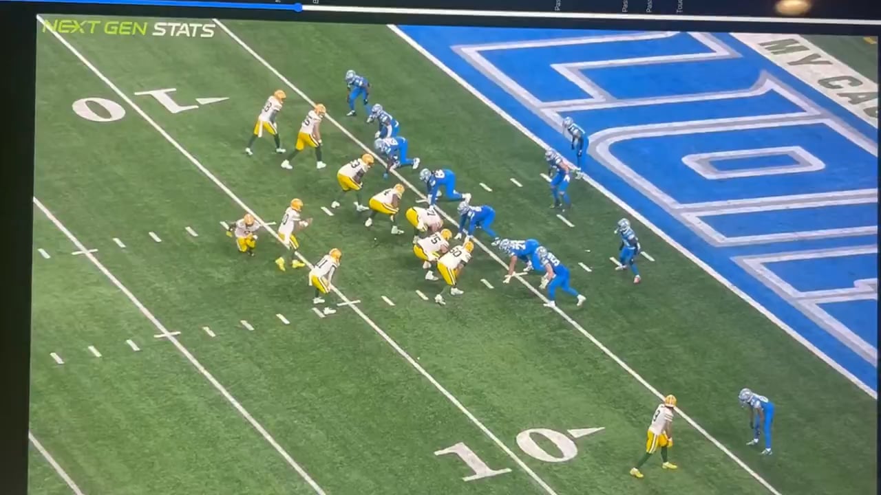 Dan Orlovsky Film breakdown of the OPI that took 6 off the board.