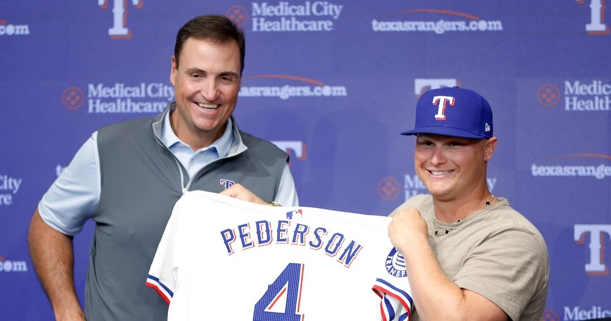 Joc Pederson declares end of Astros’ ‘nice little run’ in official Rangers introduction