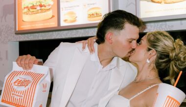 Bobby Witt Jr. got married and had a "Wittaburger" restaurant at his wedding (via britneytarno/IG)