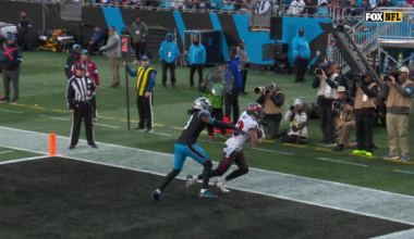 [Highlight] Tap them toes #13... TD catch from Mayfield, 7-0 Bucs.