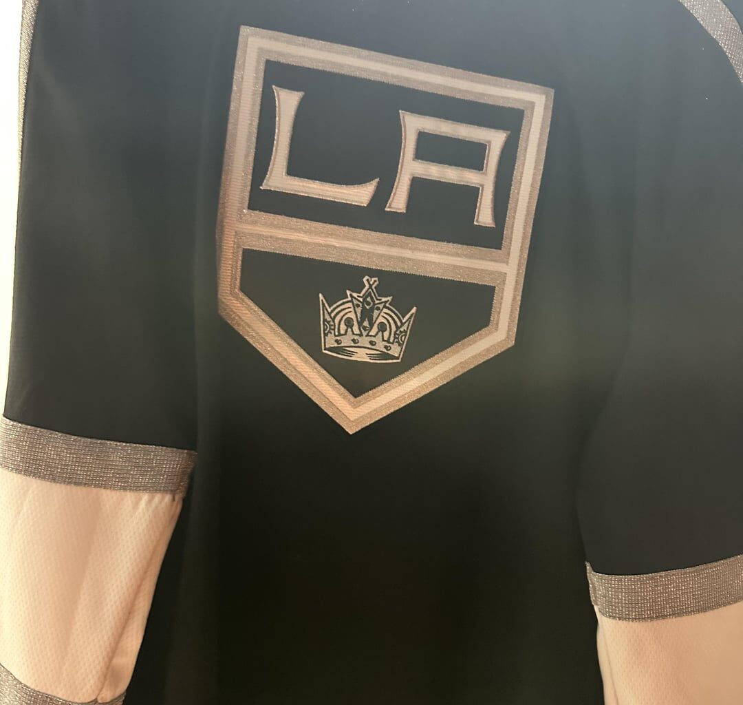 Quinton Byfield jersey, 2XL. Message if interested