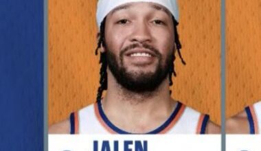 Photo evidence of Jalen Brunson trying to hide that colossal cranium. Nice try buddy