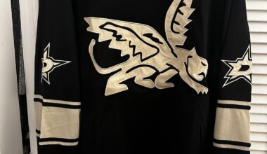 Scored a new-in-packaging Peagle jersey on Marketplace.