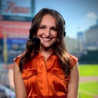 [Daniella Burce] Moritz Seider said this team is losing games that are winnable and that’s obviously frustrating. “No body’s happy in the locker room, why should we be?” He emphasized that they have to come to the rink with a smile tomorrow and ignite the changes from within. #LGRW 