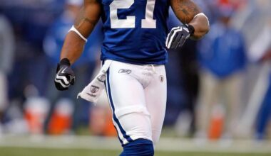 Colts legend Bob Sanders!!