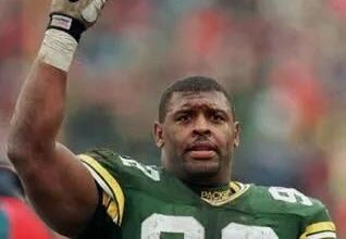 Happy Birthday to Reggie White. He would be 63 today.