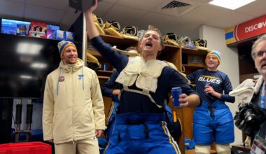 Go inside the locker room after Blues 6-2 win at the Winter Classic