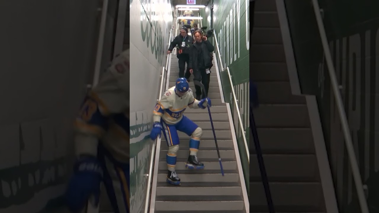 Unfazed 😂🎵 #WinterClassic