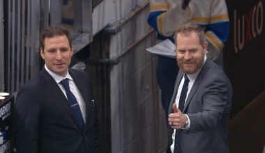 Steen, Ott cheer on kids during youth hockey intermission
