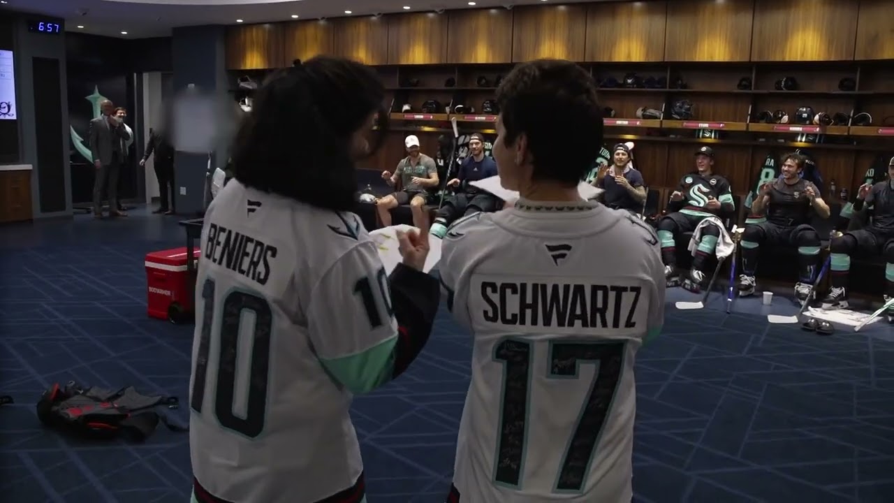 no one does it like the #SeaKraken moms 🫶