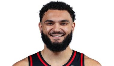 Hawks are 2-7 When David "Goliath" Roddy plays 10+ Minutes