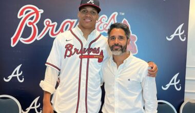 The 16-year-old Dominican flamethrower Raudy Reyes has officially signed with the Atlanta Braves. Bonus deal: $1.8M.