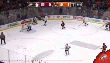 Molendyk gets his first goal with the Medicine Hat Tigers