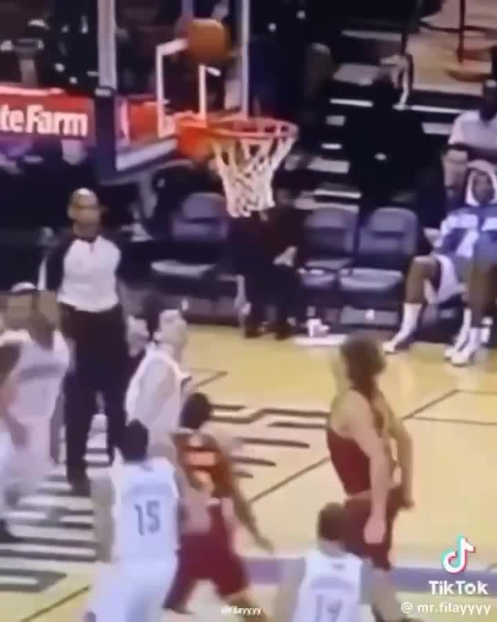 Cleveland Kyrie via (@filayyyy)